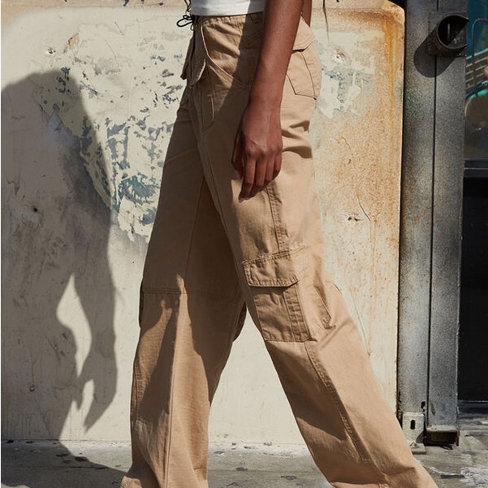 Brandy Melville John Galt Beige/Tan Kim Cargo Pants